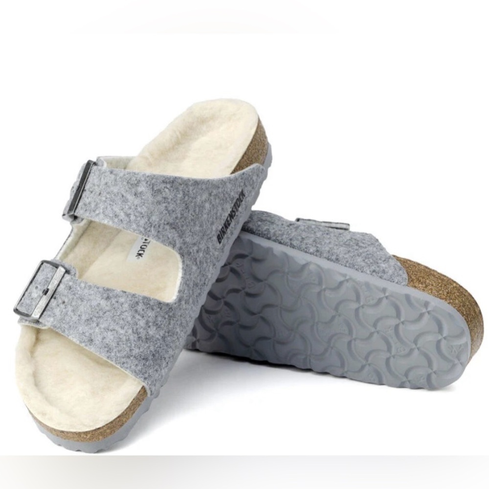 Birkenstock Women’s Arizona Rivet Wool Felt Light Gray Sandals size 36 us 5